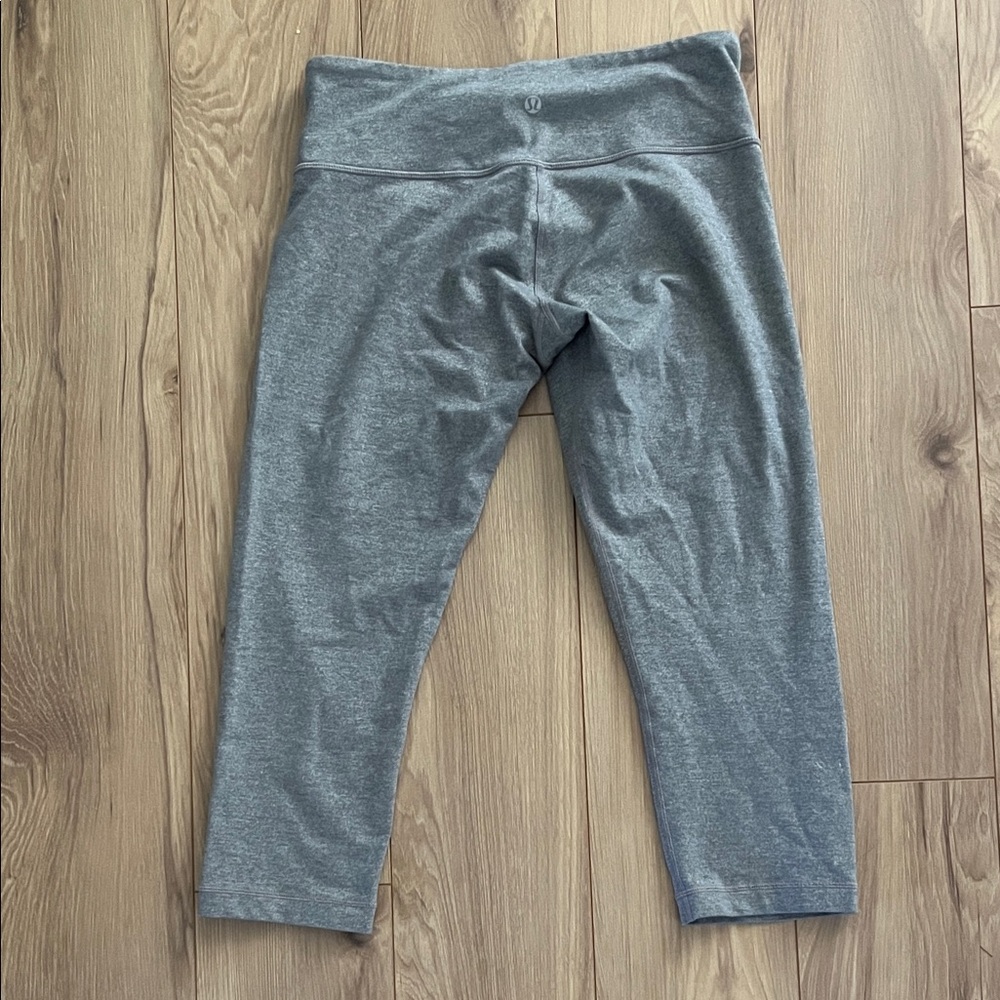 Lululemon Athletica Gray Capris